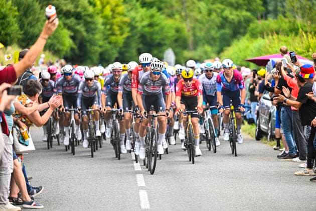 Tour de France 2025 Stage 2 BOULOGNE-SUR-MER, FRANCE - JULY 06 : Dillier Silvan (CHE) of Alpecin-Deceuninck leading the peloton during stage 2 of the 112th edition of Tour de France an UCI World Tour 2.UWT cycling road race stage for Men Elite of 212 km with start in Lauwin-Planque and finish in Boulogne-sur-Mer on July 6, 2025 in Boulogne-sur-Mer, France, 06 07 2025 ( Motordriver Kenny Verfaillie - Boulogne-sur-Mer France  Copyright: xJanxDexMeuleneirx