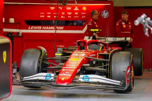 FORMULA 1 BRITISH GRAND PRIX 2025 Lewis Hamilton 44 (GBR), Scuderia Ferrari SF-25 car in the garage during the FORMULA 1 QATAR AIRWAYS BRITISH GRAND PRIX 2025 at the Silverstone Circuit, Silverstone, England, United Kingdom on 6 July 2025 Credit: Robbie Hoad Every Second Media Editorial use only. All images are copyright Every Second Media Limited. No images may be reproduced without prior permission. Copyright: xIMAGO EveryxSecondxMediax ESM-1520-0019 RobbiexHoadx xEveryxSecondxMediax