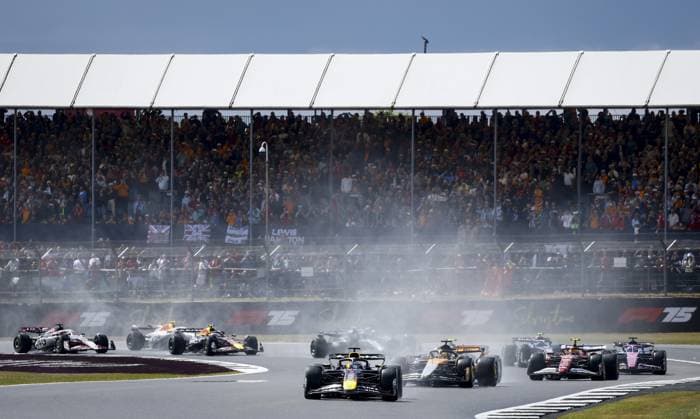 SILVERSTONE - Max Verstappen (Red Bull Racing) on the Silverstone circuit during the start of the Great Britain Grand Prix. ANP SEM VAN DER WAL xVIxANPxSportx xxANPxIVx 531032277 originalFilename: 531032277.jpg