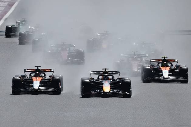 F1 British Grand Prix 2025 Start of the Formula 1 British Grand Prix at Silverstone Circuit in Northampton, Great Britain on July 6, 2025. Northampton United Kingdom  Copyright: xJakubxPorzyckix originalFilename:porzycki-f1britis250706_npofX.jpg