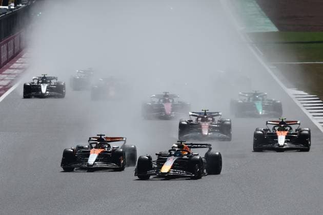 F1 British Grand Prix 2025 Start of the Formula 1 British Grand Prix at Silverstone Circuit in Northampton, Great Britain on July 6, 2025. Northampton United Kingdom  Copyright: xJakubxPorzyckix originalFilename:porzycki-f1britis250706_npUUv.jpg