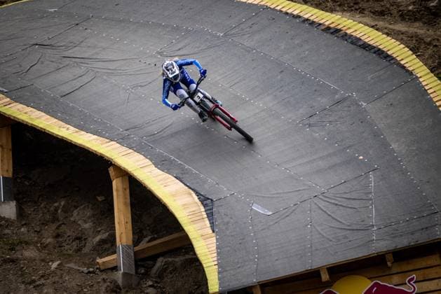 Whoop Downhill Worldcup La Thuile OSTGAARD Aletha CANYON CLLCTV FACTORY TEAMat Whoop Downhill Worldcup La Thuile, 06 07 2025,in La Thuile,ITA Photo Sebastian Sternemann