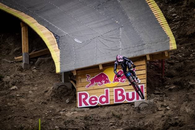 Whoop Downhill Worldcup La Thuile ALRAN Till COMMENCAL MUC OFF BY RIDING ADDICTIONat Whoop Downhill Worldcup La Thuile, 06 07 2025,in La Thuile,ITA Photo Sebastian Sternemann
