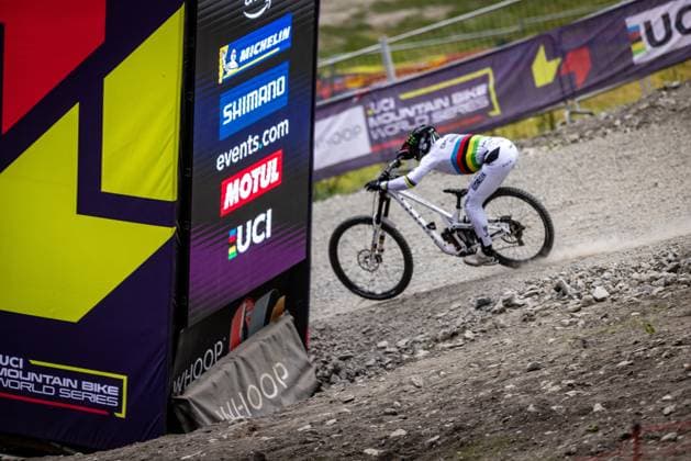 Whoop Downhill Worldcup La Thuile VERGIER Loris COMMENCAL MUC OFF BY RIDING ADDICTIONat Whoop Downhill Worldcup La Thuile, 06 07 2025,in La Thuile,ITA Photo Sebastian Sternemann