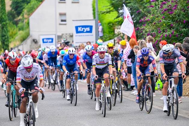 Tour de France 2025 Stage 2 BOULOGNE-SUR-MER, FRANCE - JULY 06 : Pogacar Tadej (SLO) of UAE Team Emirates - XRG; Van Der Poel Mathieu (NED) of Alpecin - Deceuninck in action during stage 2 of the 112th edition of Tour de France an UCI World Tour 2.UWT cycling road race stage for Men Elite of 212 km with start in Lauwin-Planque and finish in Boulogne-sur-Mer on July 6, 2025 in Boulogne-sur-Mer, France, 06 07 2025 ( Motordriver Kenny Verfaillie - Boulogne-sur-Mer France  Copyright: xJanxDexMeuleneirx