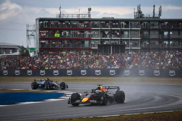 F1 - BRITISH GRAND PRIX 2025 01 VERSTAPPEN Max (nld), Red Bull Racing RB21, action during the Formula 1 Qatar Airways British Grand Prix 2025, 12th round of the 2025 FIA Formula One World Championship, WM, Weltmeisterschaft from July 4 to 6, 2025 on the Silverstone Circuit, in Silverstone, United Kingdom - SilverstoneUnited Kingdom  Copyright: xALBERTOxVIMERCATIx