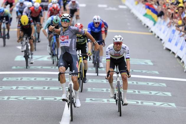 Mathieu VAN DER POEL, Alpecin - Deceuninck, during the Tour de France 2025, winner stage, UCI WorldTour cycling event, Stage 2, Lauwin-Planque - Boulogne-sur-Mer (209,1 Km) on 6 July 2025 in Boulogne-sur-Mer, France during Tour de France 2025 - Stage 2, Tour De France race in France, France, July 06 2025 Copyright: xStefanoxCavasino IPAxSportx xipa-agency.netx xx IPA_60023435 IPA_Agency_IPA60023435