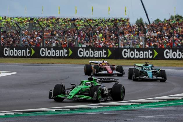 F1 - BRITISH GRAND PRIX 2025 27 HULKENBERG Nico (ger), Stake F1 Team Kick C45, action 18 STROLL Lance (can), Aston Martin F1 Team AMR25, action 44 HAMILTON Lewis (gbr), Scuderia Ferrari SF-25, action during the Formula 1 Qatar Airways British Grand Prix 2025, 12th round of the 2025 FIA Formula One World Championship, WM, Weltmeisterschaft from July 4 to 6, 2025 on the Silverstone Circuit, in Silverstone, United Kingdom - SilverstoneUnited Kingdom Copyright: xFLORENTxGOODENx