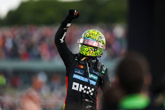 F1 - BRITISH GRAND PRIX 2025 NORRIS Lando (gbr), McLaren F1 Team MCL39, portrait celebrates the victory during the Formula 1 Qatar Airways British Grand Prix 2025, 12th round of the 2025 FIA Formula One World Championship, WM, Weltmeisterschaft from July 4 to 6, 2025 on the Silverstone Circuit, in Silverstone, United Kingdom - SilverstoneUnited Kingdom  Copyright: xANTONINxVINCENTx