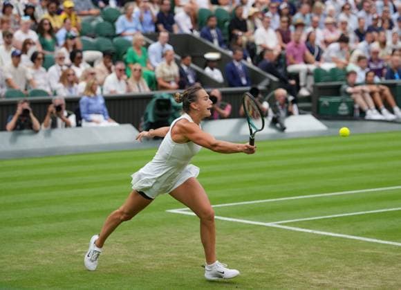 LONDON, ENGLAND - JULY 06: Aryna Sabalenka of Belarus plays a shot during the Ladies Singles fourth round match on day seven of The Championships Wimbledon 2025 at All England Lawn Tennis and Croquet Club on July 06, 2025 in London, England  Copyright: xHiroshixSatox