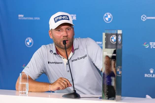 Winner of the 36 BMW international Open, Daniel Brown ENG at the press conference after his victory, 36 BMW International Open 2025, Golf, DP World Tour, Men, Final, 06 07 2025 Eichenried Bayern Germany Copyright: xkolbert-press ChristianxKolbertx