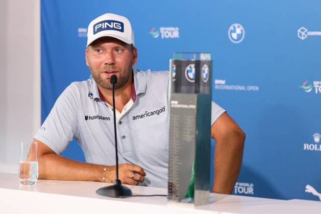 Winner of the 36 BMW international Open, Daniel Brown ENG at the press conference after his victory, 36 BMW International Open 2025, Golf, DP World Tour, Men, Final, 06 07 2025 Eichenried Bayern Germany Copyright: xkolbert-press ChristianxKolbertx