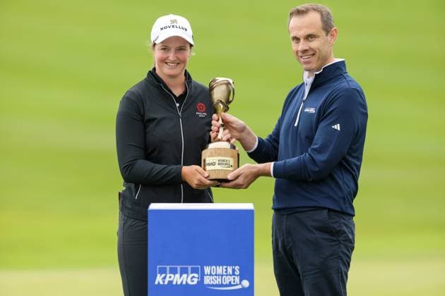 KPMG Women s Irish Open 2025, Carton House, Maynooth 6 7 2025 Lottie Woad presented with the KPMG Women s Irish Open Trophy by KPMG Managing Partner Ryan McCarthy Lottie Woad presented with the KPMG Women s Irish Open Trophy by Ryan McCarthy 6 7 2025  Copyright: x INPHO LaszloxGeczox 0N8A0328
