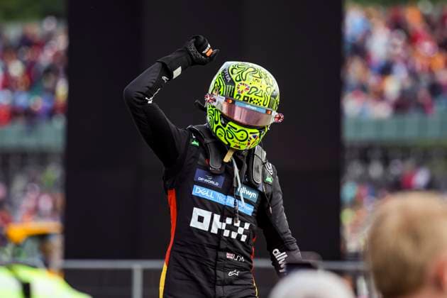 F1 - BRITISH GRAND PRIX 2025 NORRIS Lando (gbr), McLaren F1 Team MCL39, portrait celebrates his victory during the Formula 1 Qatar Airways British Grand Prix 2025, 12th round of the 2025 FIA Formula One World Championship, WM, Weltmeisterschaft from July 4 to 6, 2025 on the Silverstone Circuit, in Silverstone, United Kingdom - SilverstoneUnited Kingdom  Copyright: xFLORENTxGOODENx