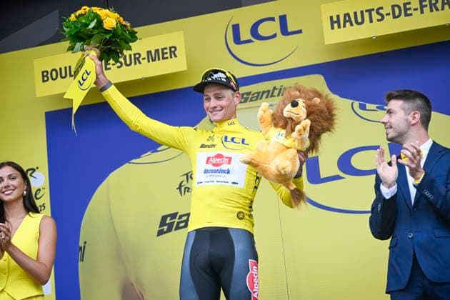 Tour de France 2025 Stage 2 BOULOGNE-SUR-MER, FRANCE - JULY 06 : Van Der Poel Mathieu (NED) of Alpecin - Deceuninck on the podium with the yellow jersey during stage 2 of the 112th edition of Tour de France an UCI World Tour 2.UWT cycling road race stage for Men Elite of 212 km with start in Lauwin-Planque and finish in Boulogne-sur-Mer on July 6, 2025 in Boulogne-sur-Mer, France, 06 07 2025 ( Motordriver Kenny Verfaillie - Boulogne-sur-Mer France  Copyright: xJanxDexMeuleneirx