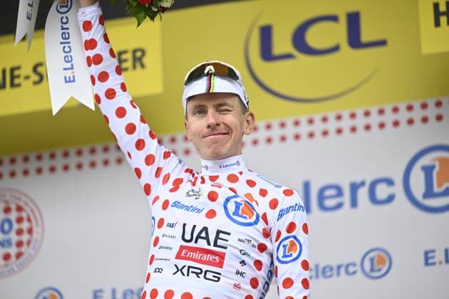 Tour de France 2025 Stage 2 BOULOGNE-SUR-MER, FRANCE - JULY 06 : Pogacar Tadej (SLO) of UAE Team Emirates - XRG on the podium with the dotted jersey during stage 2 of the 112th edition of Tour de France an UCI World Tour 2.UWT cycling road race stage for Men Elite of 212 km with start in Lauwin-Planque and finish in Boulogne-sur-Mer on July 6, 2025 in Boulogne-sur-Mer, France, 06 07 2025 ( Motordriver Kenny Verfaillie - Boulogne-sur-Mer France  Copyright: xJanxDexMeuleneirx