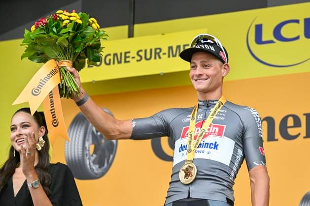 Tour de France 2025 Stage 2 BOULOGNE-SUR-MER, FRANCE - JULY 06 : Van Der Poel Mathieu (NED) of Alpecin - Deceuninck on the podium during stage 2 of the 112th edition of Tour de France an UCI World Tour 2.UWT cycling road race stage for Men Elite of 212 km with start in Lauwin-Planque and finish in Boulogne-sur-Mer on July 6, 2025 in Boulogne-sur-Mer, France, 06 07 2025 ( Motordriver Kenny Verfaillie - Boulogne-sur-Mer France  Copyright: xJanxDexMeuleneirx