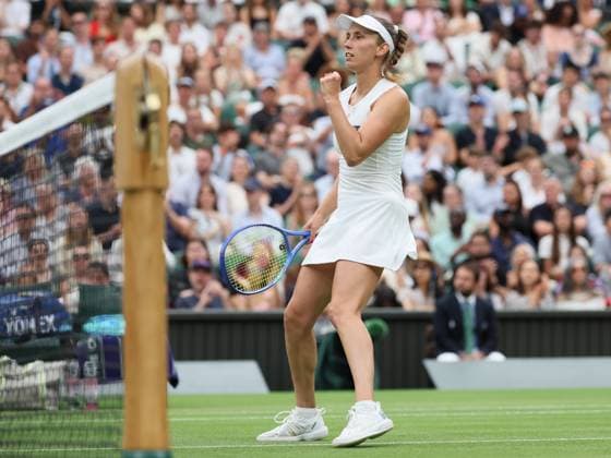 Belgian Elise Mertens reacts during a tennis match against Belarusian Sabalenka, in the round of 16 of the women s singles at the 2025 Wimbledon grand slam tournament, Sunday 06 July 2025 at the All England Tennis Club, in South-West London, Britain. BENOITxDOPPAGNE  x128549251x