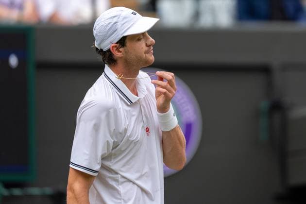 2025-07-06 The Championships Wimbledon 2025 LONDON, UNITED KINGDOM - JULY 6: Nicolas Jarry of Chile during Day Seven of The Championships Wimbledon 2025 at All England Lawn Tennis and Croquet Club on July 6, 2025 in London, United Kingdom. (Photo by Marleen Fouchier BSR Agency) London United Kingdom Content not available for redistribution in The Netherlands directly or indirectly through any third parties. Copyright: xBSRxAgencyx