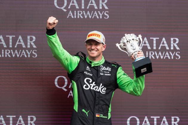 Formula 1 Qatar Airways British Grand Prix 2025 Alexis Perrin OVERTAKE MAXPPP - Silverstone 06 07 2025 First Formula 1 podium for 27 HULKENBERG Nico (ger), Stake F1 Team KICK Sauber, portrait podium during the Formula 1 Qatar Airways British Grand Prix 2025, the 12th round of the 2025 FIA Formula 1 World Championship, WM, Weltmeisterschaft at the Silverstone Circuit in Silverstone, United Kingdom, from July 3 to 6, 2025 Silverstone United Kingdom  Copyright: xOVERTAKE MAXPPPxAlexisxPerrinx OVT202507062404 OVT202507062404