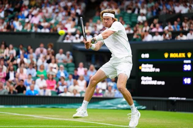 Andrey Rublev during his fourth round match Wimbledon Tennis Championships, Day 7, The All England Lawn Tennis and Croquet Club, London, UK - 06 Jul 2025London The All England Lawn Tennis and United Kingdom  Copyright: xJavierxGarcia Shutterstockx 15387061ef