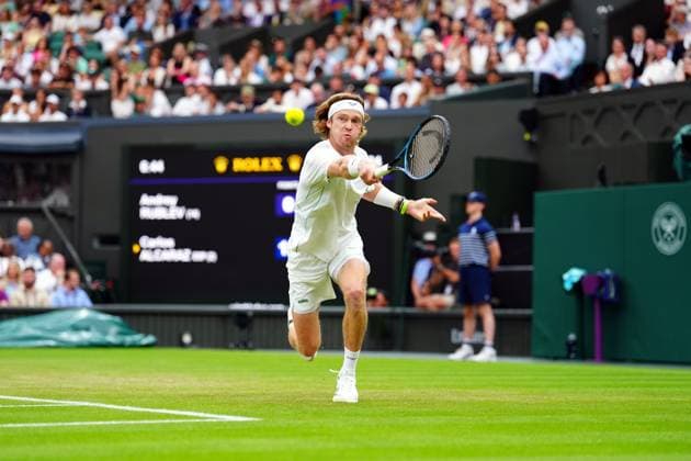 Andrey Rublev during his fourth round match Wimbledon Tennis Championships, Day 7, The All England Lawn Tennis and Croquet Club, London, UK - 06 Jul 2025London The All England Lawn Tennis and United Kingdom  Copyright: xJavierxGarcia Shutterstockx 15387061es