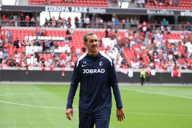 Freiburg, Germany 06 July 2025 1 BL 2025 2026 SC Freiburg training kick-off In the picture Coach Julian Schuster SC Freiburg Europa Park Stadium Baden Württemberg Copyright: xFotostandx xHettichx