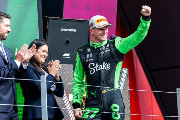 06 07 2025, Silverstone Circuit, Silverstone, FORMULA 1 QATAR AIRWAYS BRITISH GRAND PRIX 2025 , in the picture Sensational 3rd place and thus the first podium in 239 races for Nico Hülkenberg DEU , Stake F1 Team Kick Sauber Photo by Martin Trenkler Hasan Bratic DeFodi Images