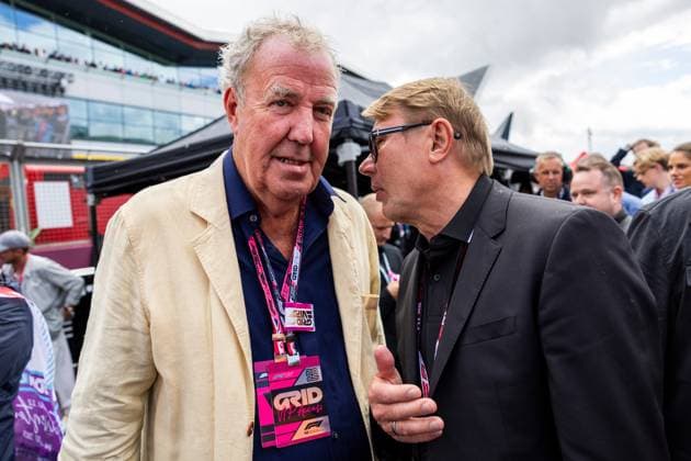 06 07 2025, Silverstone Circuit, Silverstone, FORMULA 1 QATAR AIRWAYS BRITISH GRAND PRIX 2025 , in the picture presenter Jeremy Clarkson with former Formula 1 driver Mika Häkkinen Photo by Martin Trenkler Hasan Bratic DeFodi Images