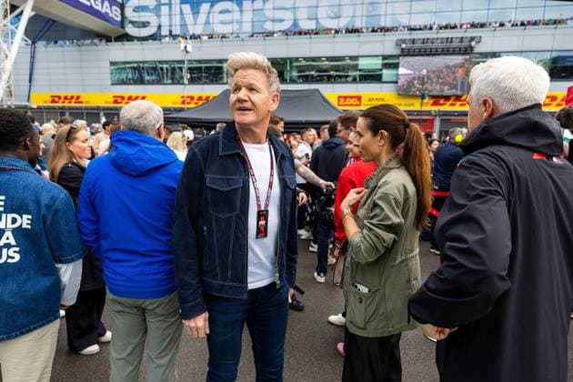 06 07 2025, Silverstone Circuit, Silverstone, FORMULA 1 QATAR AIRWAYS BRITISH GRAND PRIX 2025 , in the picture start chef Gordon Ramsay Photo by Martin Trenkler Hasan Bratic DeFodi Images