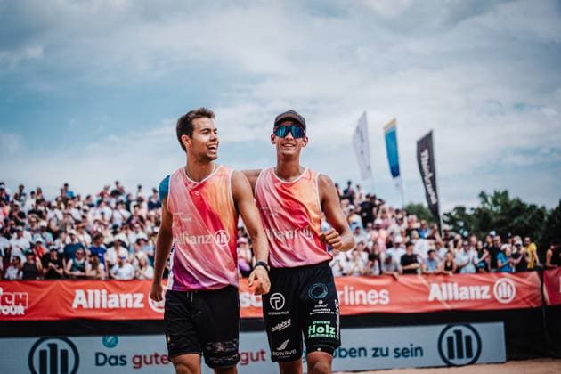 Beach volleyball men Allianz German Beach Tour 2025 Tourstop Munich 06 07 2025 f l Yannick Bibelriether and Valentin Schneckenburger cheer after the victory Munich Central University Sports Munich Bavaria Germany