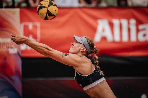 Beach volleyball women Allianz German Beach Tour 2025 Tourstop Munich 06 07 2025 Marie Schieder plays the ball Munich Central University Sports Munich Bavaria Germany