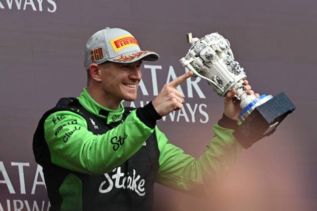 F1 Grand Prix of Great Britain NORTHAMPTON, UNITED KINGDOM - JULY 06: Nico Hulkenberg Kick Sauber takes the third place on the podium in the British Grand Prix, the 12th round of the Formula 1 World Championship, WM, Weltmeisterschaft at Silverstone Circuit in Northampton, United Kingdom, on July 06, 2025. Rasid Necati Aslim Anadolu Northampton United Kingdom. Editorial use only. Please get in touch for any other usage.  Copyright: x2025xAnadoluxRasidxNecatixAslimx