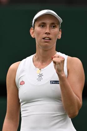 (250707) -- LONDON, July 7, 2025 -- Elise Mertens reacts during the women s singles fourth round match between Aryna Sabalenka of Belarus and Elise Mertens of Belgium at the Wimbledon Tennis Championships in London, Britain, July 6, 2025. ) (SP)BRITAIN-LONDON-TENNIS-WIMBLEDON-WOMEN S SINGLES ZhaoxDingzhe 