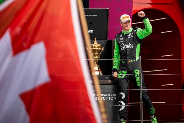 Formula 1 Qatar Airways British Grand Prix 2025 Alexis Perrin OVERTAKE MAXPPP - Silverstone 06 07 2025 27 HULKENBERG Nico (ger), Stake F1 Team KICK Sauber, portrait podium celebration during the Formula 1 Qatar Airways British Grand Prix 2025, the 12th round of the 2025 FIA Formula 1 World Championship, WM, Weltmeisterschaft at the Silverstone Circuit in Silverstone, United Kingdom, from July 3 to 6, 2025 Silverstone United Kingdom  Copyright: xOVERTAKE MAXPPPxAlexisxPerrinx OVT202507073226 OVT202507073226