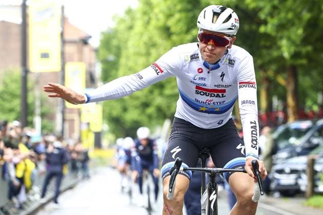 Belgian Tim Merlier of Soudal Quick-Step pictured at the start of the third stage of the 2025 Tour de France cycling, from Valenciennes to Dunkerque (178 km) on Monday 07 July 2025 in France. The 112th edition of the Tour de France starts on Saturday 5 July in Lille, France, and will finish in Paris, France on the 27th of July. DAVIDxPINTENS  x128590461x
