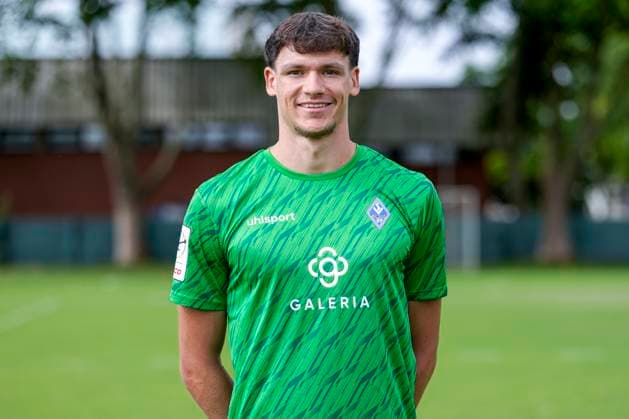 Jan Niemann Goalkeeper SV Waldhof Mannheim 3 Liga, portrait date 2025 2026 xozx