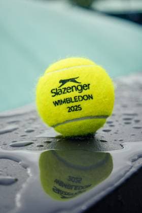 Wimbledon Championships 2025 07 Jul 2025 Wimbledon Match Ball at Wimbledon Championships 2025 AELTC London Church Road, Wimbledon, London, United Kingdom Wimbledon England, UK NEWSPAPERS OUT Copyright: xImmyxThompson-Bland IPSxPhotoxAgencyx