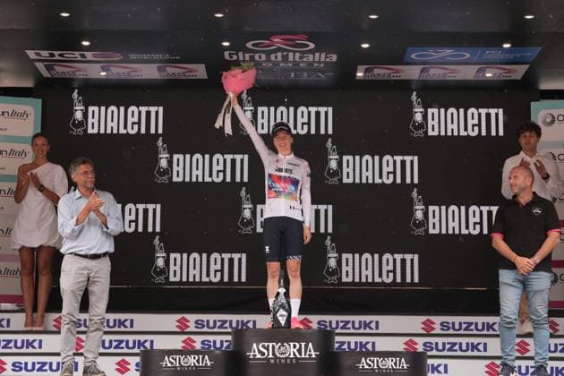 White Jersey , Antonia Niedermaier (Canyon SRAM zondacrypto) the 2nd stage of the Giro d™Italia Women, from Clusone to Aprica, Italy Monday, July 07, 2025. - cycling .  Copyright: xMassimoxPaolone Lapressex