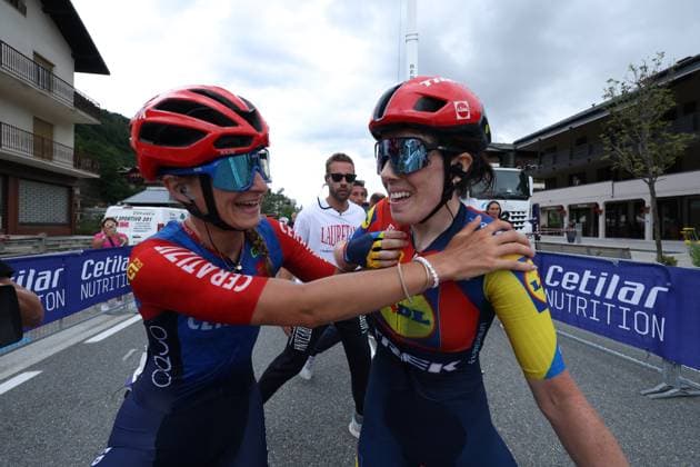 HENDERSON Anna and MIERMONT Dilyxine uring the 2nd stage of the Giro d™Italia Women, from Clusone to Aprica, Italy Monday, July 07, 2025. - cycling .  Copyright: xAlessandroxGarofalo LaPressex