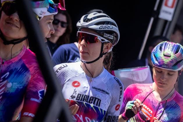 Antonia Niedermaier wearing the white jersey during Giro d Italia Women - Stage 2 - Clusone Aprica, Giro d Italia race in Aprica, Italy, July 07 2025  Copyright: xTommasoxBerardi IPAxSportx xipa-agency.netx xx IPA_60074551 IPA_Agency_IPA60074551