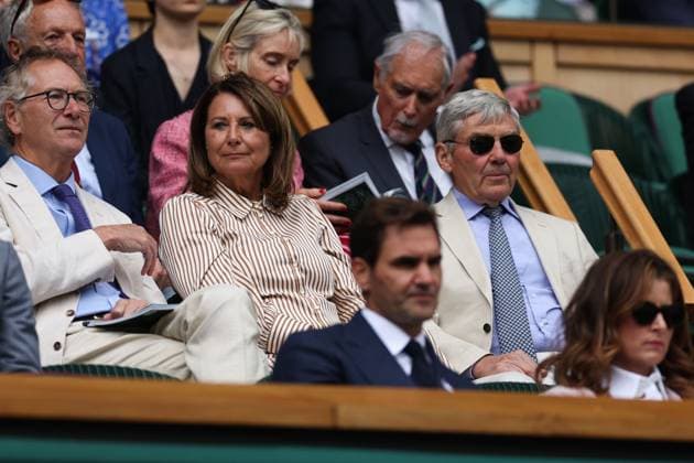 Carole Middleton and Michael Middleton watch the Novak Djokovic v Alex de Minaur Round of 16 match Wimbledon Tennis Championships, Day 8, The All England Lawn Tennis and Croquet Club, London, UK - 07 Jul 2025London The All England Lawn Tennis and United Kingdom  Copyright: xEllaxLing Shutterstockx 15387974e