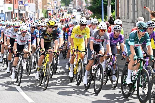 Tour de France 2025 Stage 3 DUINKERKE, FRANCE - JULY 07 : Van der Poel Mathieu (NED) of Alpecin - Deceuninck, Meurisse Xandro (BEL) of Alpecin - Deceuninck, Philipsen Jasper (BEL) of Alpecin - Deceuninck during stage 3 of the 112th edition of Tour de France an UCI World Tour 2.UWT cycling road race stage for Men Elite of 178 km with start in Valenciennes and finish in Duinkerke on July 7, 2025 in Duinkerke, France, 07 07 2025 ( Motordriver Kenny Verfaillie - Duinkerke France  Copyright: xJanxDexMeuleneirx