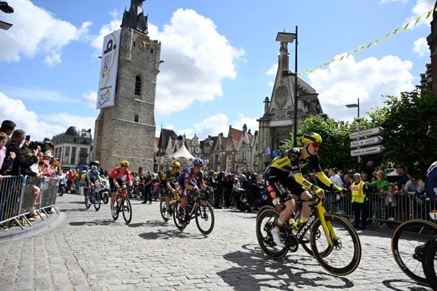 Tour de France 2025 Stage 3 DUINKERKE, FRANCE - JULY 07 : Jorgenson Matteo (USA) of Team Visma Lease a Bike during stage 3 of the 112th edition of Tour de France an UCI World Tour 2.UWT cycling road race stage for Men Elite of 178 km with start in Valenciennes and finish in Duinkerke on July 7, 2025 in Duinkerke, France, 07 07 2025 ( Motordriver Kenny Verfaillie - Duinkerke France  Copyright: xJanxDexMeuleneirx