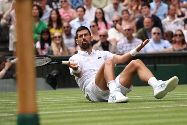 Novak Djokovic during his Round of 16 match Wimbledon Tennis Championships, Day 8, The All England Lawn Tennis and Croquet Club, London, UK - 07 Jul 2025London The All England Lawn Tennis and United Kingdom  Copyright: xEllaxLing Shutterstockx 15387974w