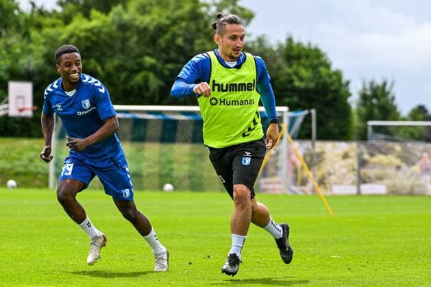 GER, 2 BL, 1 FC Magdeburg, training camp in Bad Wörishofen 07 07 2025, Stadion Am Unteren Hart, Bad Wörishofen, GER, 2 BL, 1 FC Magdeburg, training camp in Bad Wörishofen, in the picture Lubambo Musonda Magdeburg, 19 , Baris Atik Magdeburg, 23 nordphotoxGmbHx xHafner nph00200
