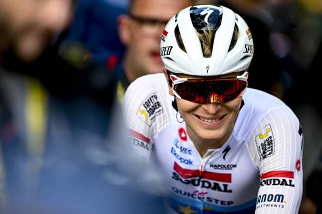 Belgian Tim Merlier of Soudal Quick-Step celebrates after winning the third stage of the 2025 Tour de France cycling, from Valenciennes to Dunkerque (178 km) on Monday 07 July 2025 in France. The 112th edition of the Tour de France starts on Saturday 5 July in Lille, France, and will finish in Paris, France on the 27th of July. JASPERxJACOBS  x128609857x