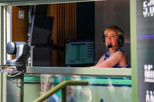 Chris Evert in the commentary box on Centre Court Wimbledon Tennis Championships, Day 8, The All England Lawn Tennis and Croquet Club, London, UK - 07 Jul 2025London The All England Lawn Tennis and United Kingdom  Copyright: xJavierxGarcia Shutterstockx 15387972df