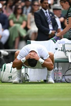 Wimbledon 2025 Day 8, Alex de Minaur v Novak Djokovic Wimbledon Championships 2025 Day 8, 07 07 25 Gentlemens Singles - Round of 16 Centre Court Alex de Minaur v Novak Djokovic Novak Djokovic in action.  Copyright: xMarcxAspland ThexTimesx NINTCHDBPICT001008256258