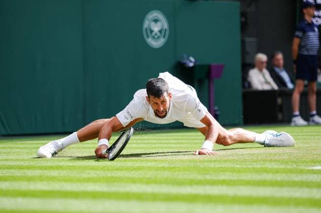 Wimbledon 2025 Day 8, Alex de Minaur v Novak Djokovic Wimbledon Championships 2025 Day 8, 07 07 25 Gentlemens Singles - Round of 16 Centre Court Alex de Minaur v Novak Djokovic Novak Djokovic in action.  Copyright: xMarcxAspland ThexTimesx NINTCHDBPICT001008255933